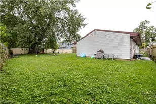 1409 Rowland Ave NE, Canton, OH 44705 - Photo 28