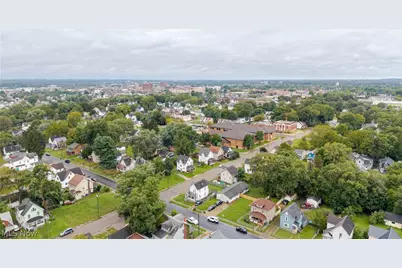 1409 Rowland Avenue NE, Canton, OH 44705 - Photo 34