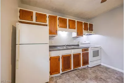 1409 Rowland Avenue NE, Canton, OH 44705 - Photo 14