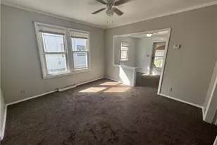 423 7th St, Fairport Harbor, OH 44077 - Photo 4