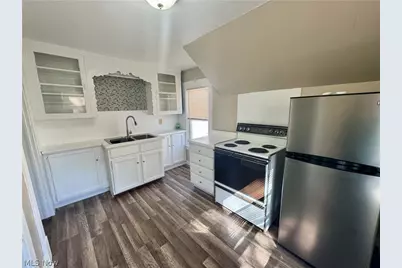 423 7th Street, Fairport Harbor, OH 44077 - Photo 22