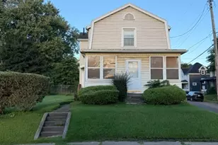1547 Maple Ave NE, Canton, OH 44705 - Photo 2