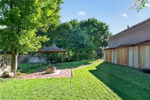 2426 Russell Ave, Youngstown, OH 44509 - Photo 26