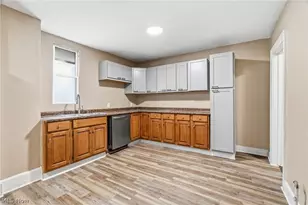 58 1st St, Campbell, OH 44405 - Photo 16