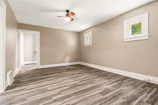 58 1st St, Campbell, OH 44405 - Photo 12