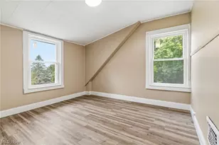 58 1st St, Campbell, OH 44405 - Photo 20