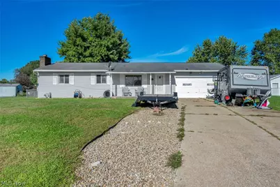 751 Ries Circle NW, Canal Fulton, OH 44614 - Photo 2