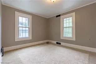 417 Tuscarawas Ave NW, Brewster, OH 44613 - Photo 32
