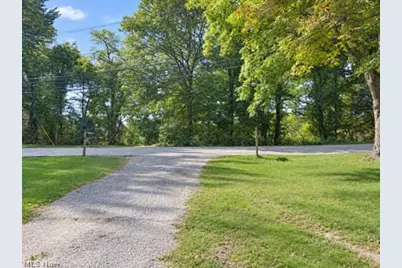 209 Riverside Drive, Painesville Twp, OH 44077 - Photo 2