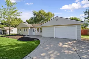 3702 Laurel Rd, Brunswick, OH 44212 - Photo 2