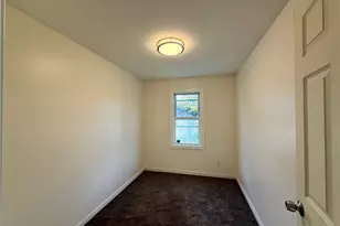 38 Regent St, Campbell, OH 44405 - Photo 14