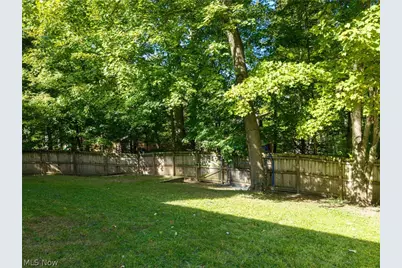 2197 Thurmont Road, Akron, OH 44313 - Photo 4