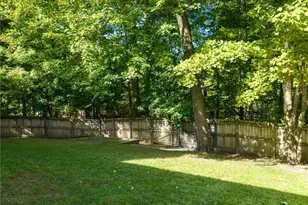 2197 Thurmont Rd, Akron, OH 44313 - Photo 4