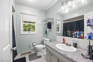 2197 Thurmont Rd, Akron, OH 44313 - Photo 32