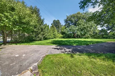 2306 Canfield Road, Akron, OH 44312 - Photo 10