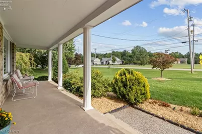 47568 Middle Ridge Road, Amherst, OH 44001 - Photo 8