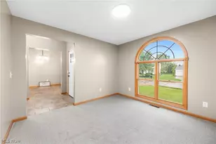 2427 Queensbury Rd, Alliance, OH 44601 - Photo 14