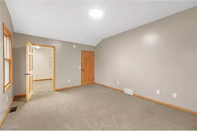 2427 Queensbury Road, Alliance, OH 44601 - Photo 16