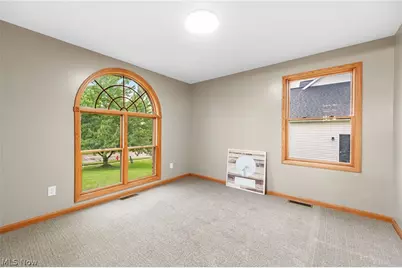 2427 Queensbury Road, Alliance, OH 44601 - Photo 12