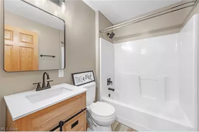 2427 Queensbury Road, Alliance, OH 44601 - Photo 24