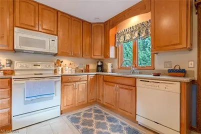 12969 Robinwood Street NE, Alliance, OH 44601 - Photo 12