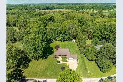12969 Robinwood Street NE, Alliance, OH 44601 - Photo 38