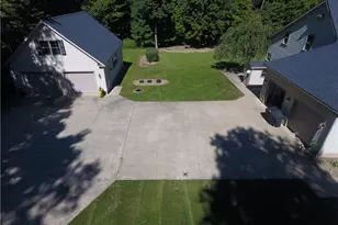 2303 W Steiner Rd, Burbank, OH 44214 - Photo 34