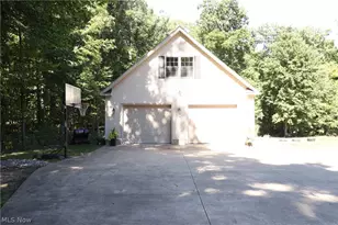 2303 W Steiner Rd, Burbank, OH 44214 - Photo 46