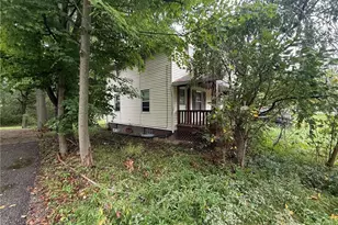 1033 Fairfield Rd, Alliance, OH 44601 - Photo 2