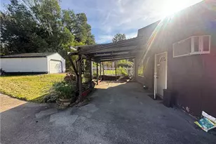 214 Reed Ave, Campbell, OH 44405 - Photo 26