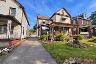 214 Reed Ave, Campbell, OH 44405 - Photo 2