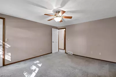 32372 Orchard Park Drive, Avon Lake, OH 44012 - Photo 32