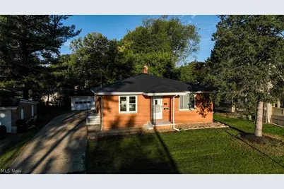 324 N Hawkins Avenue, Akron, OH 44313 - Photo 46