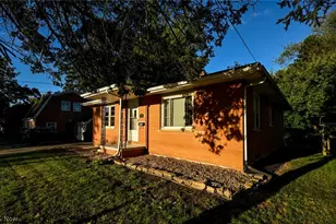 324 N Hawkins Ave, Akron, OH 44313 - Photo 38