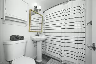 324 N Hawkins Ave, Akron, OH 44313 - Photo 20