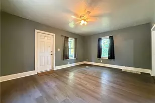 3323 Dallas Ave, Lorain, OH 44055 - Photo 4