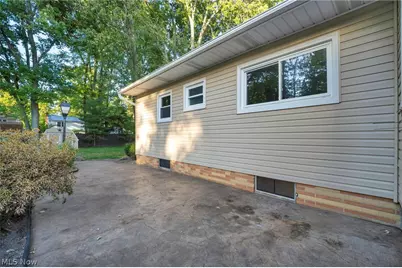 34853 Lakeshore Boulevard, Timberlake, OH 44095 - Photo 38
