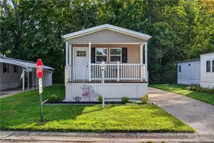 143 Cromwell Dr, Geneva, OH 44041 - Photo 2