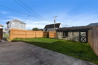 108 S 7th Street, Martins Ferry, OH 43935 - Photo 34