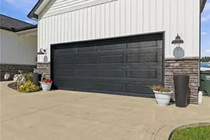 4862 Sippo Reserves Dr NW, Massillon, OH 44647 - Photo 4