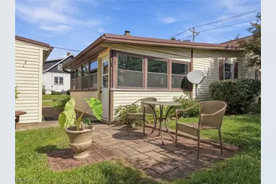 185 Brady Street, Magnolia, OH 44643 - Photo 2