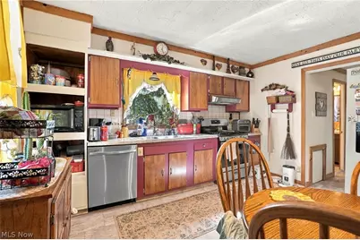 185 Brady Street, Magnolia, OH 44643 - Photo 8