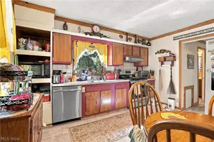 185 Brady St, Magnolia, OH 44643 - Photo 8