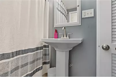409 30th Street NW, Canton, OH 44709 - Photo 22