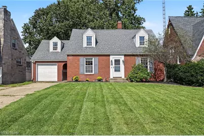 409 30th Street NW, Canton, OH 44709 - Photo 1