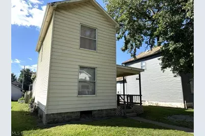 807 Lexington Avenue, Zanesville, OH 43701 - Photo 2