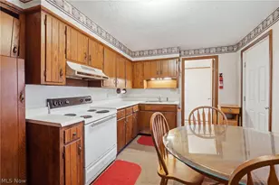 5495 Frazeysburg Rd, Nashport, OH 43830 - Photo 12