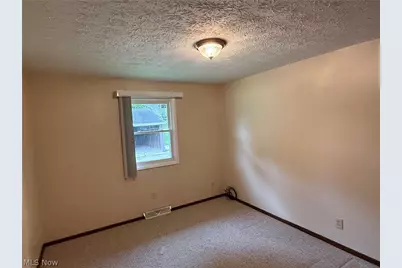2902 Thackeray Avenue NW, Massillon, OH 44646 - Photo 10