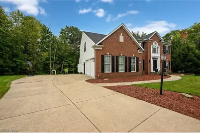 10204 Autumn Circle, Streetsboro, OH 44241 - Photo 4