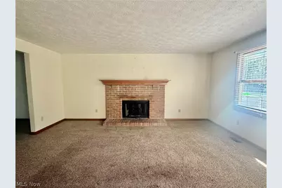 926 Fieldstone Drive, Kent, OH 44240 - Photo 6